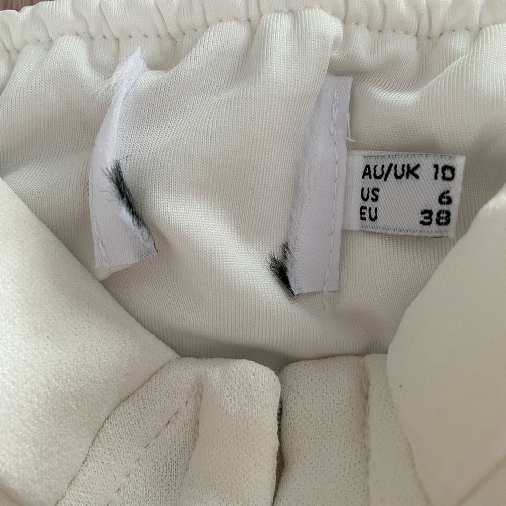 NWOT TORIN TOP WHITE - Picture 9 of 9
